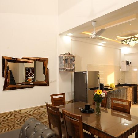Casa Lola Villa Lonavala Buitenkant foto