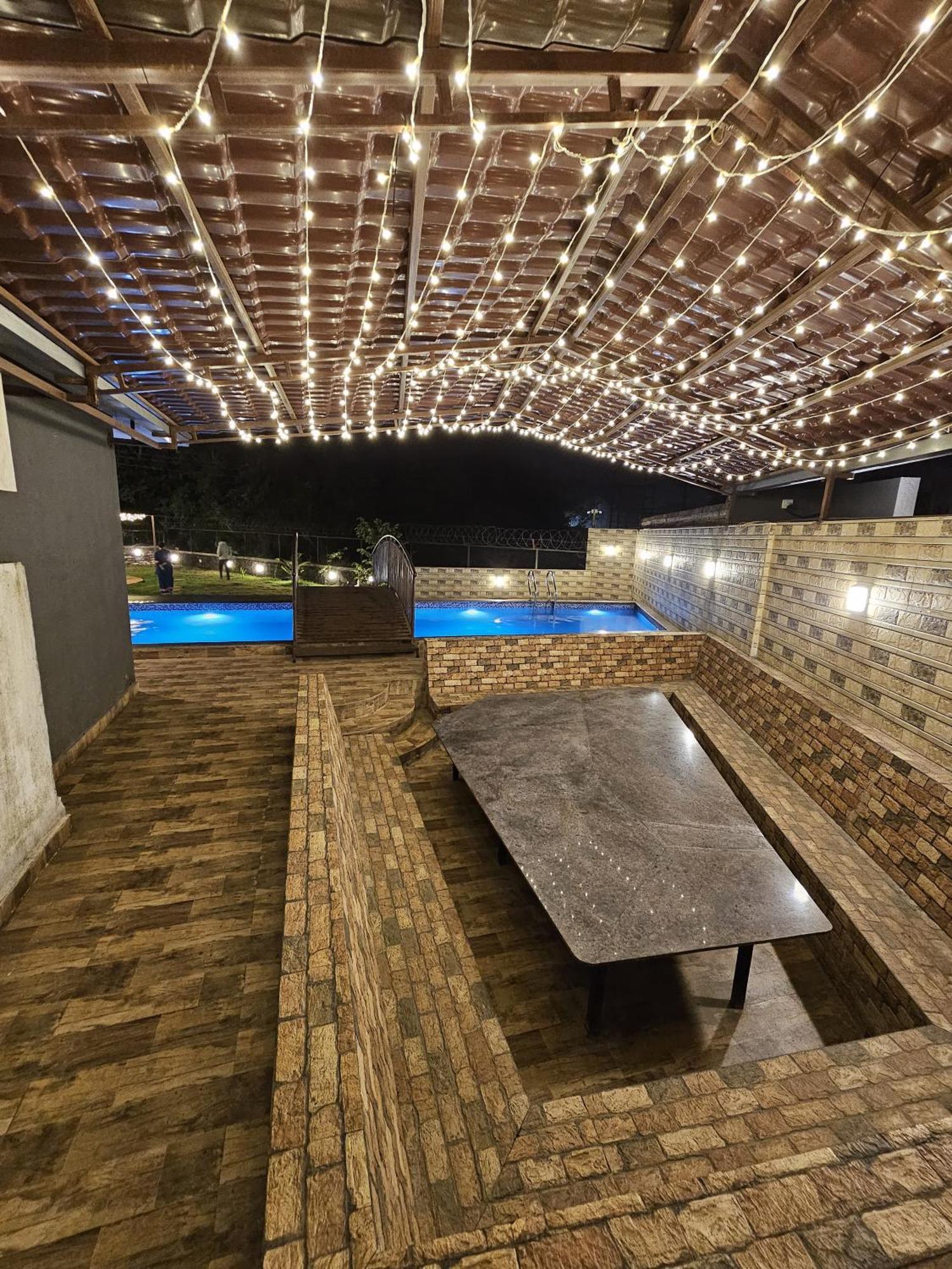 Casa Lola Villa Lonavala Buitenkant foto