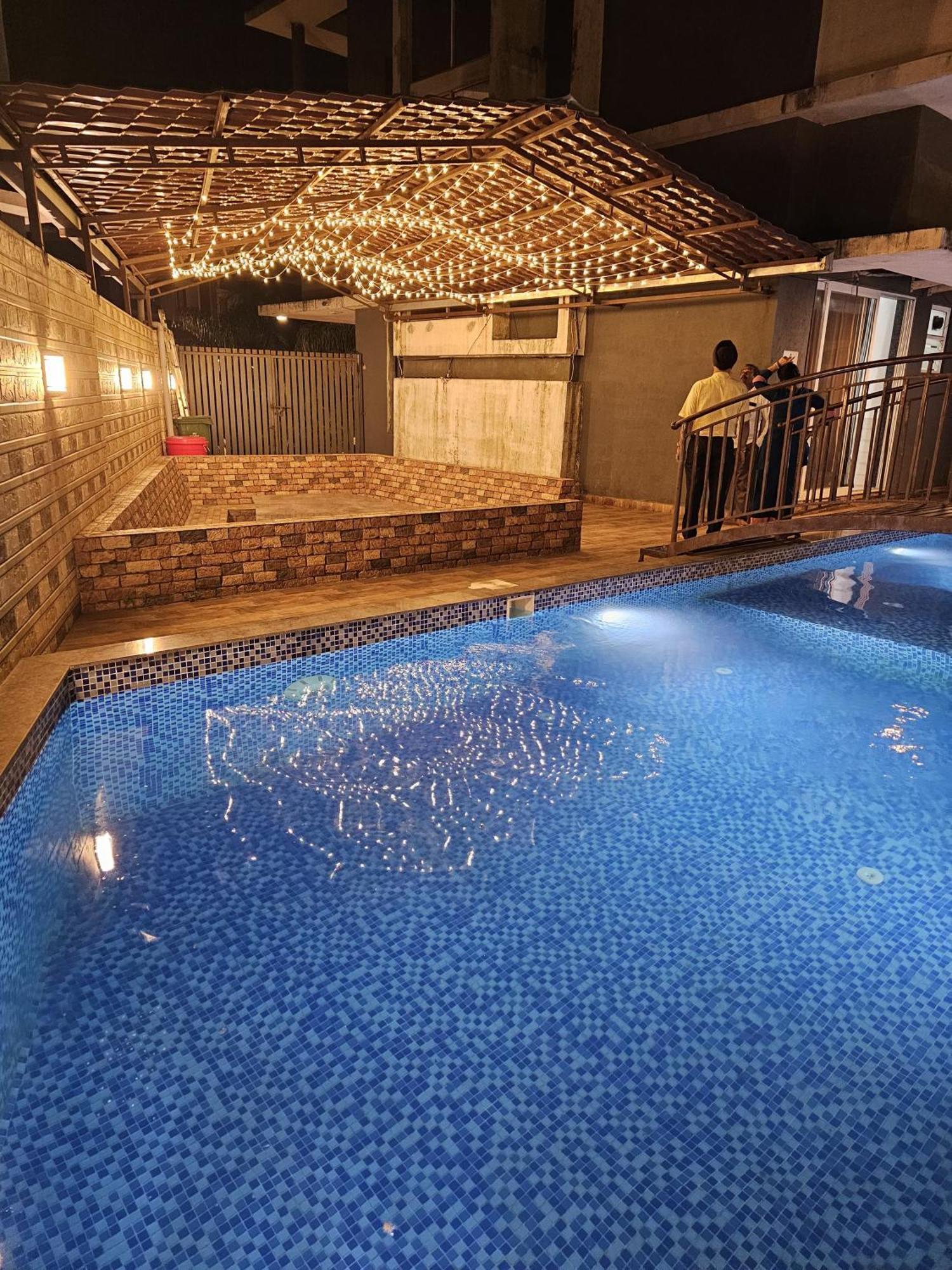 Casa Lola Villa Lonavala Buitenkant foto