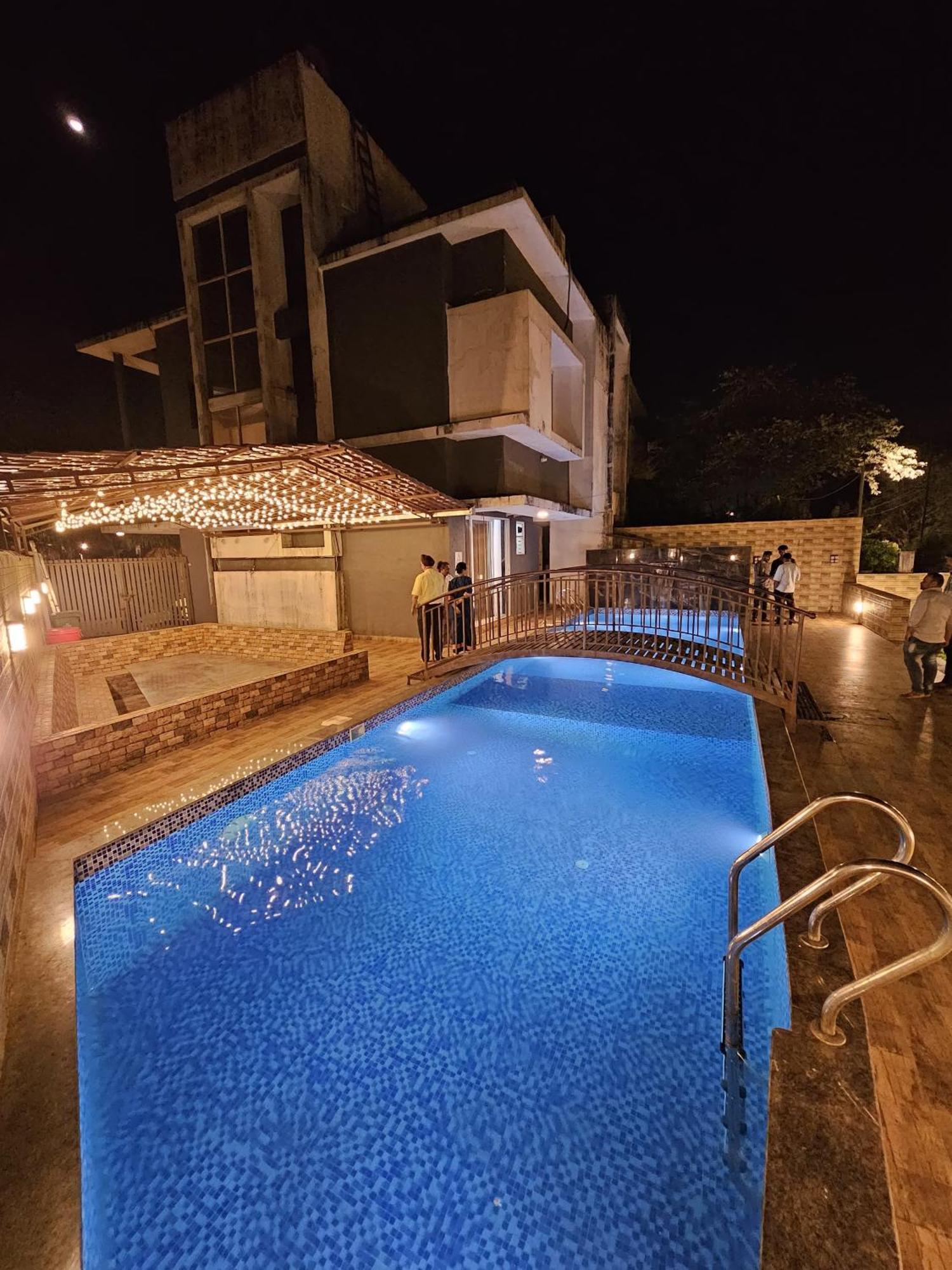 Casa Lola Villa Lonavala Buitenkant foto