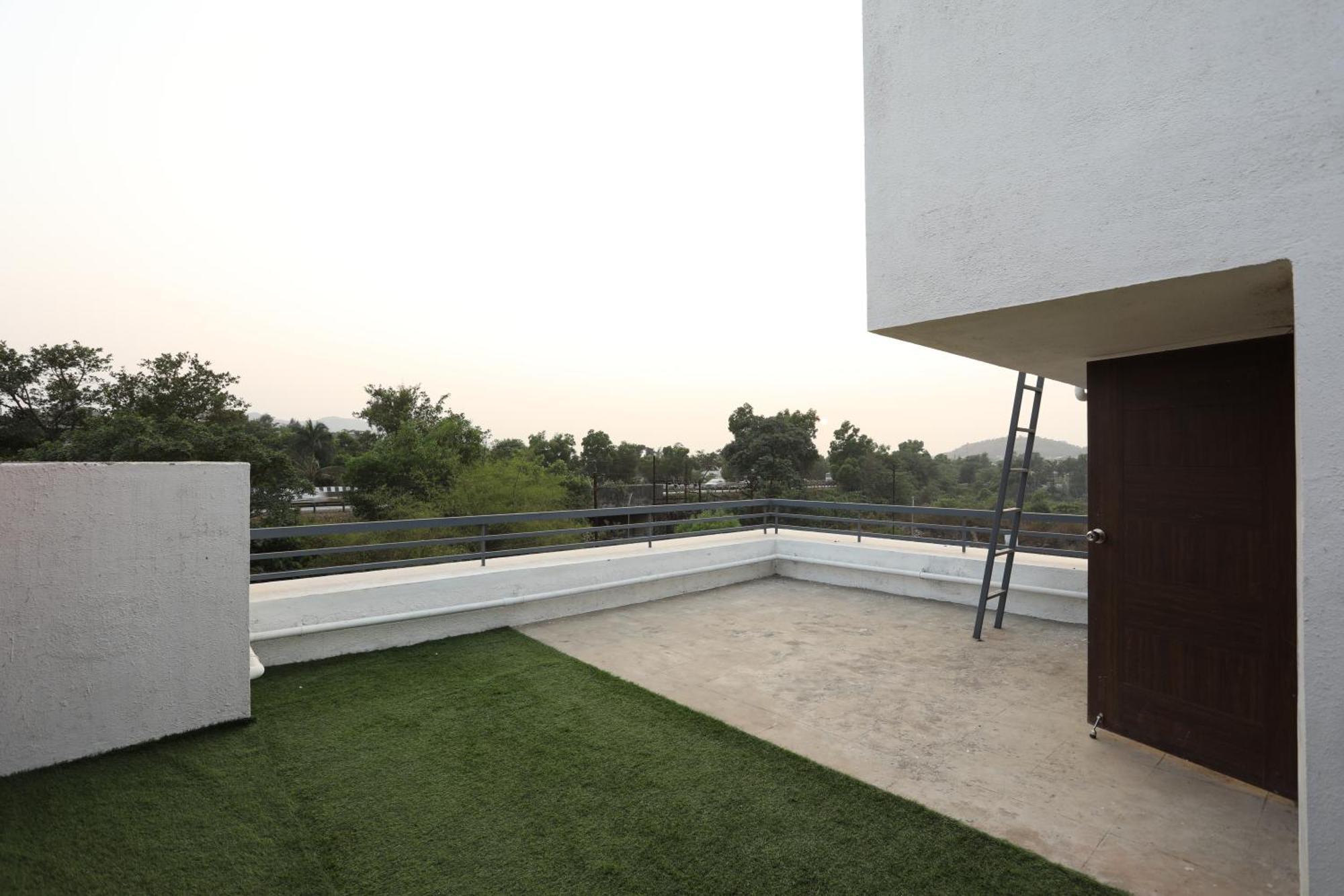 Casa Lola Villa Lonavala Buitenkant foto
