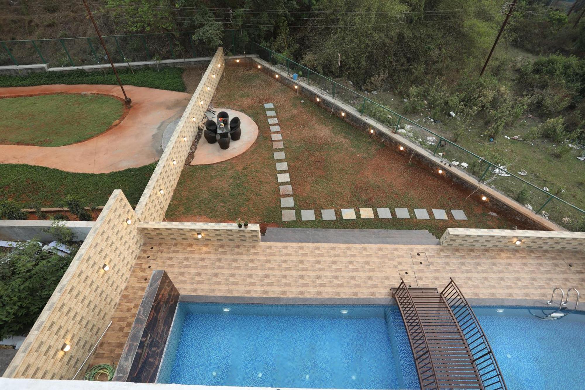 Casa Lola Villa Lonavala Buitenkant foto